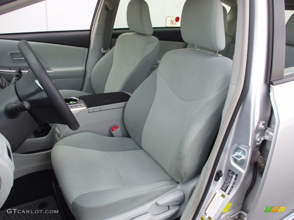 Misty Gray Interior 2014 Toyota Prius v Two Photo #120346786