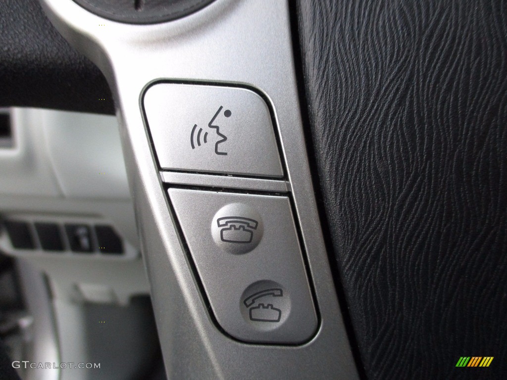 2014 Prius v Two - Classic Silver Metallic / Misty Gray photo #18