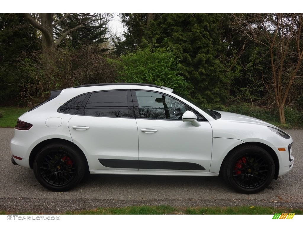 Carrara White Metallic 2017 Porsche Macan GTS Exterior Photo #120346900