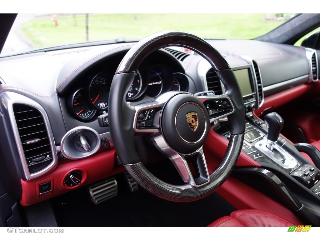 2016 Porsche Cayenne Turbo S Black/Garnet Red Dashboard Photo #120347332