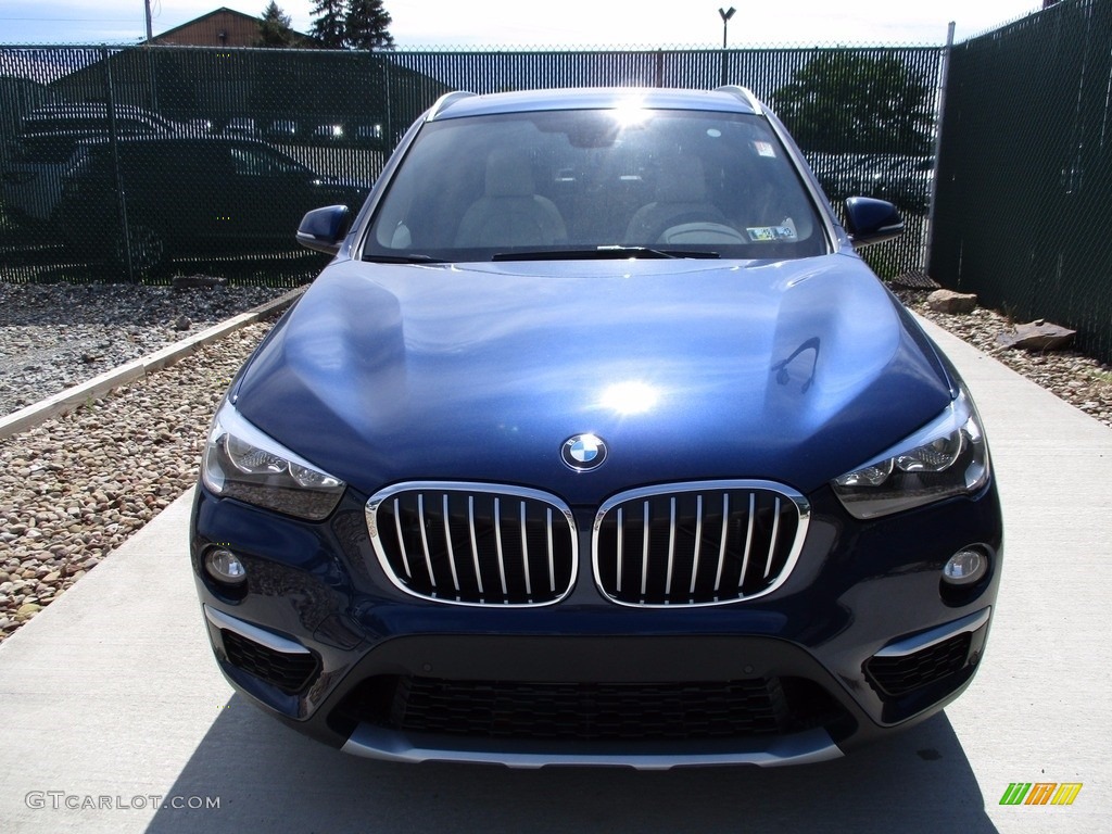 2017 X1 xDrive28i - Mediterranean Blue Metallic / Canberra Beige photo #6