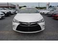 Super White - Camry SE Photo No. 7