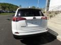 Super White - RAV4 LE Photo No. 7