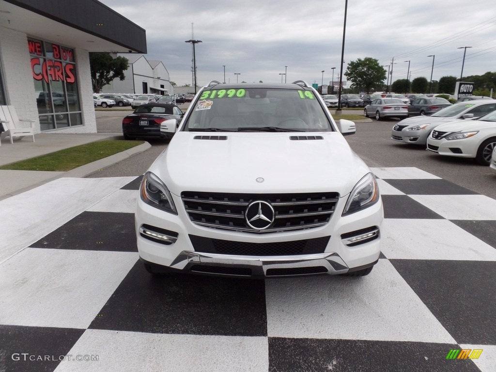 2014 ML 350 - Polar White / Almond Beige photo #2