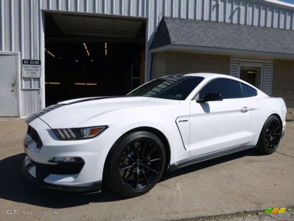 2016 Mustang Shelby GT350 - Oxford White / Ebony photo #1