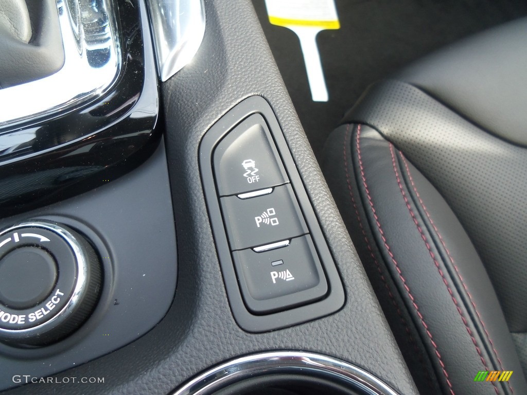 2017 Chevrolet SS Sedan Controls Photo #120368164