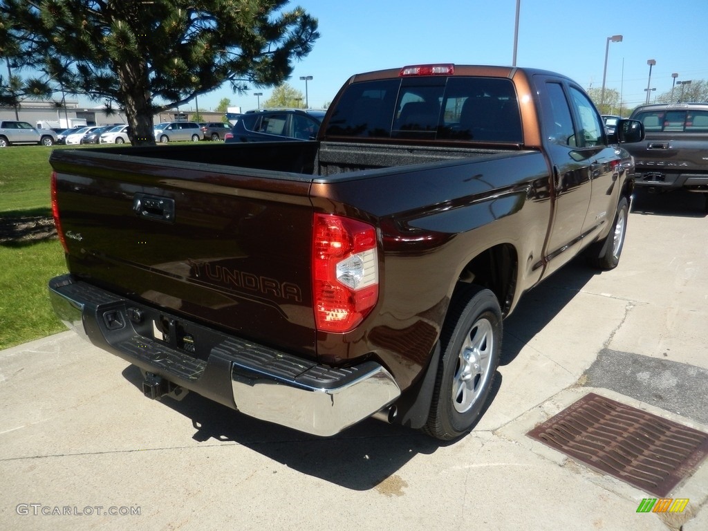 2017 Tundra SR5 Double Cab 4x4 - Sunset Bronze Mica / Black photo #2