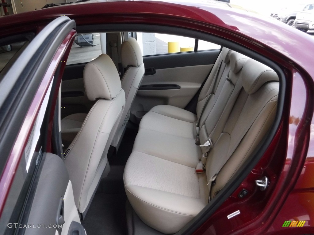 2010 Accent GLS 4 Door - Wine Red / Beige photo #17