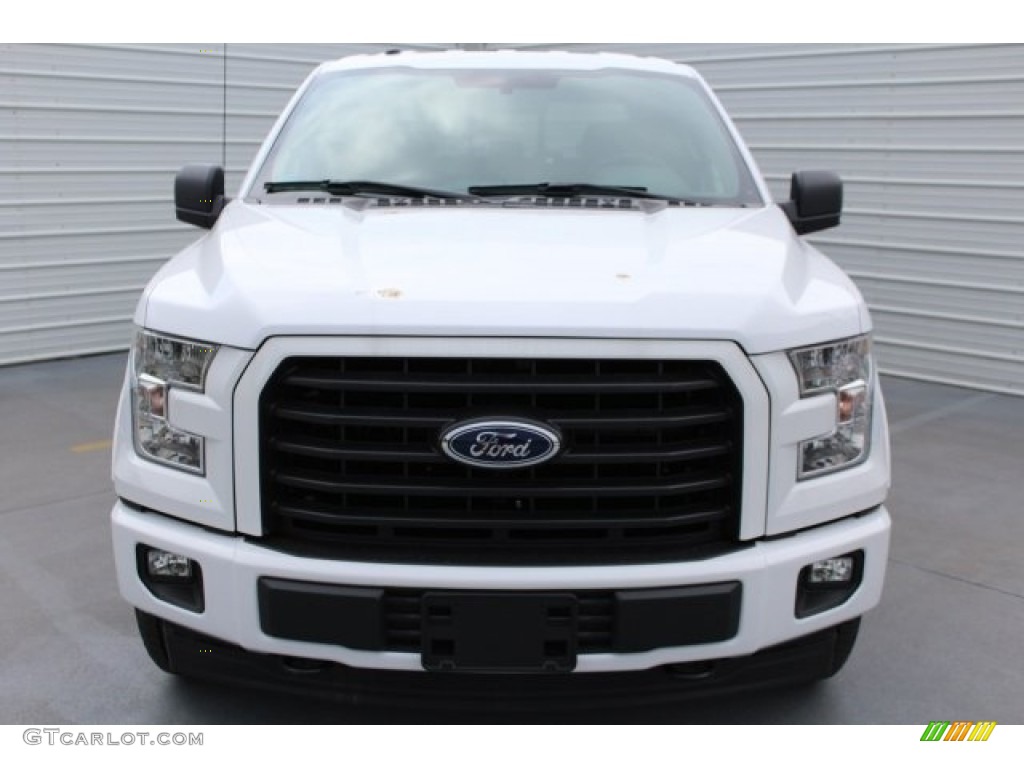 2017 F150 XLT SuperCrew 4x4 - Oxford White / Black photo #2