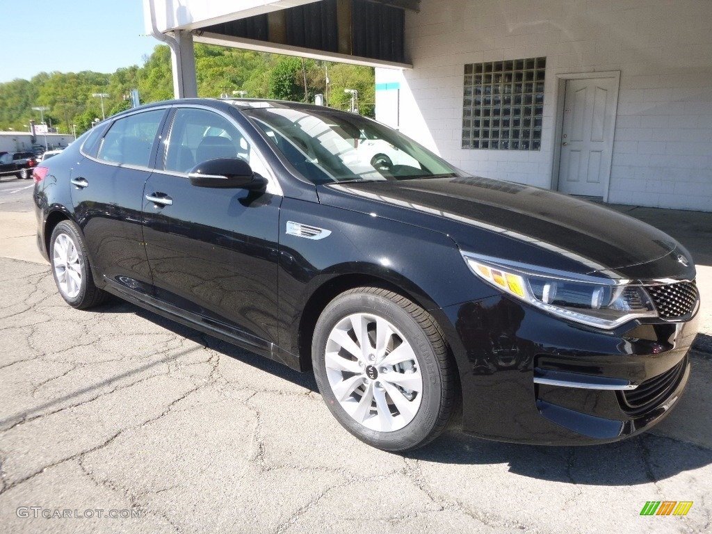 2017 Kia Optima EX Exterior Photos
