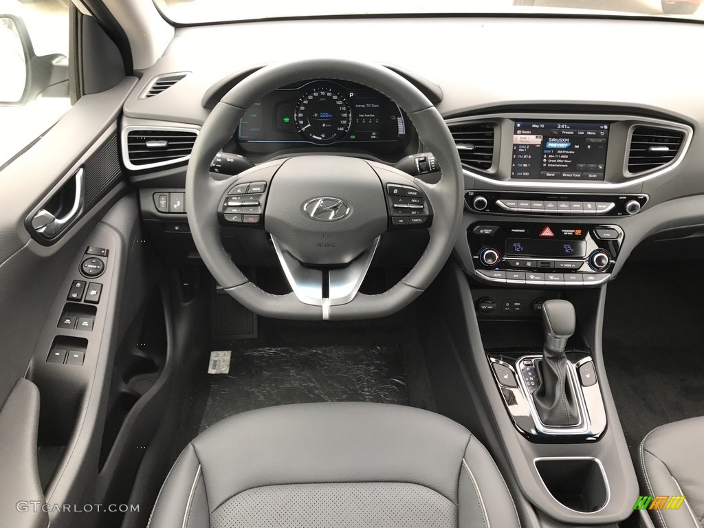 2017 Hyundai Ioniq Hybrid Limited Dashboard Photos