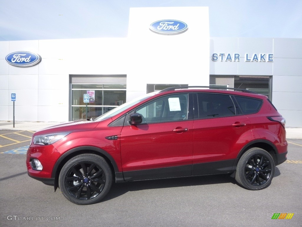 2017 Escape SE 4WD - Ruby Red / Charcoal Black photo #1