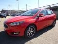 Race Red - Focus SEL Hatch Photo No. 7