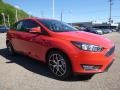Race Red - Focus SEL Hatch Photo No. 9