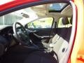 Race Red - Focus SEL Hatch Photo No. 11