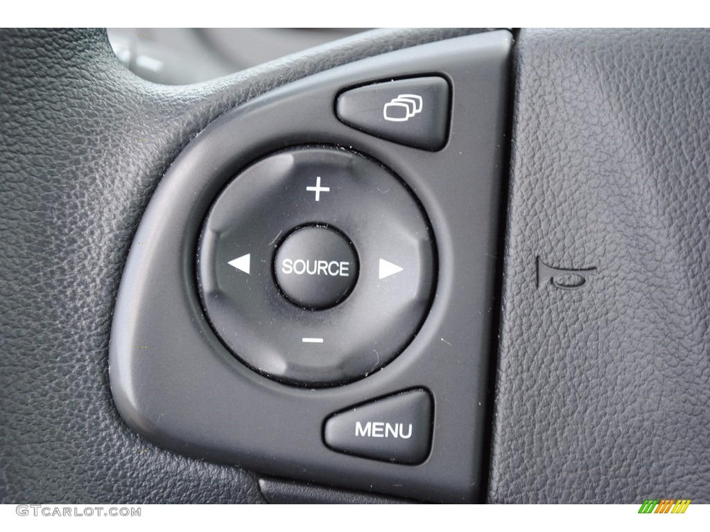 2014 Honda CR-V LX AWD Controls Photo #120390148