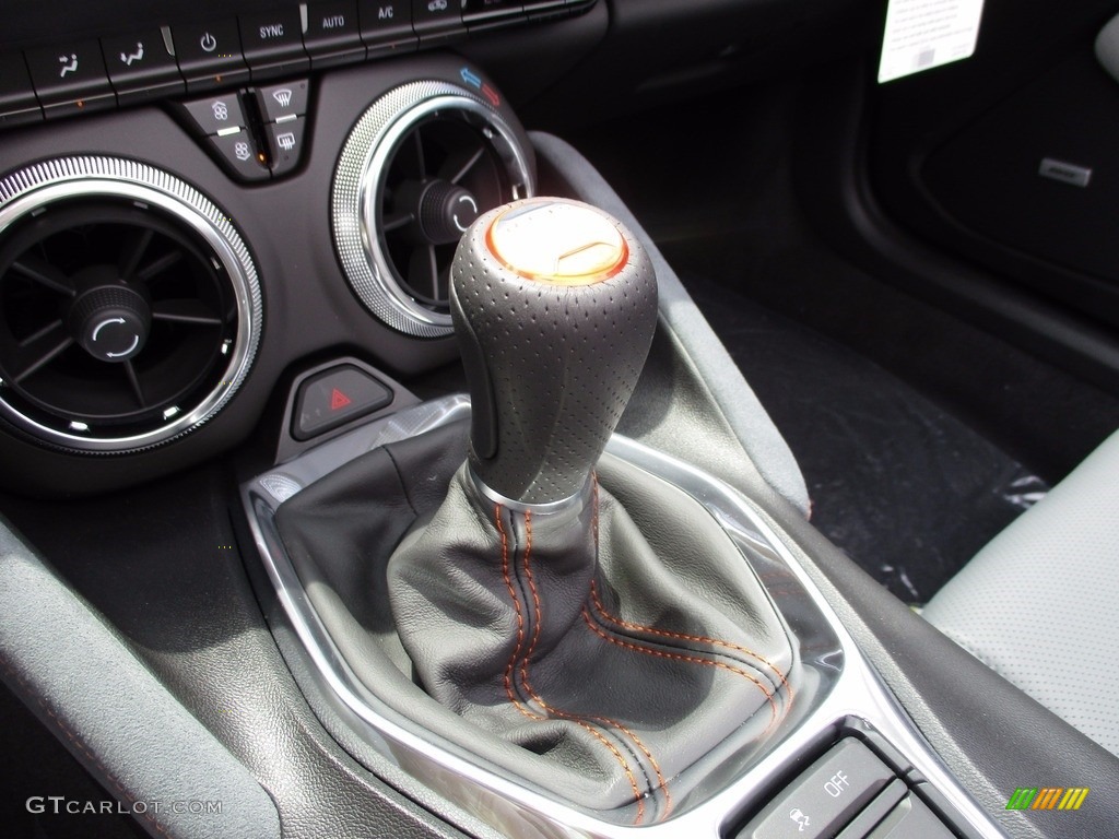 2017 Chevrolet Camaro LT Convertible 50th Anniversary Transmission Photos