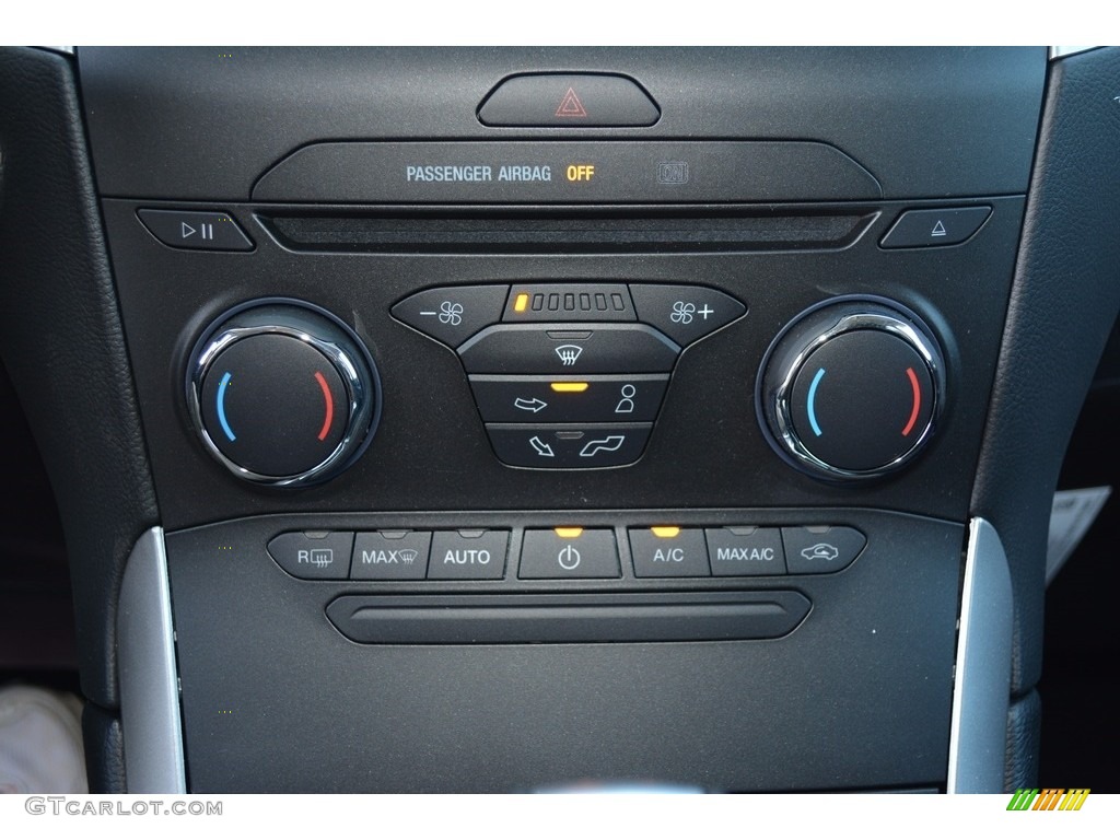 2017 Ford Edge SEL Controls Photo #120397252