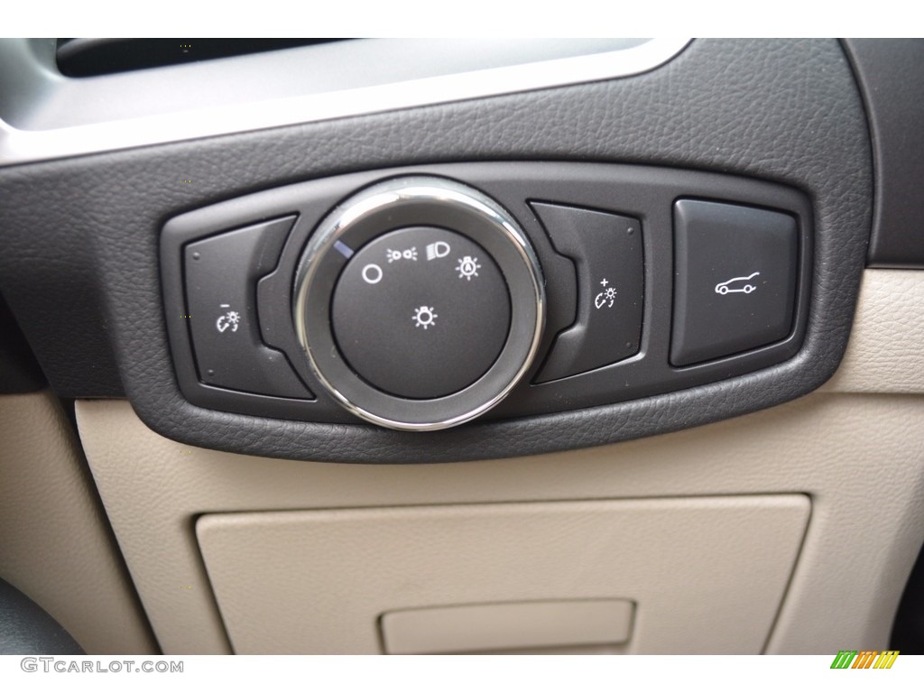 2017 Ford Edge Titanium Controls Photo #120399980