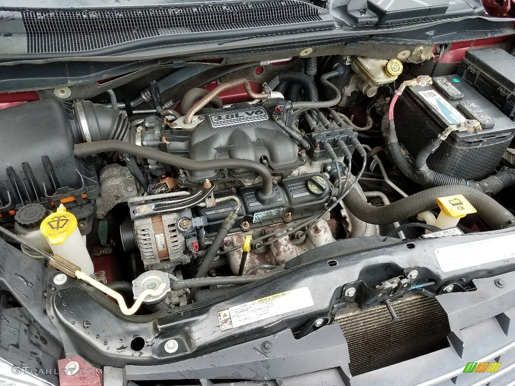 2010 Chrysler Town & Country Touring Engine Photos