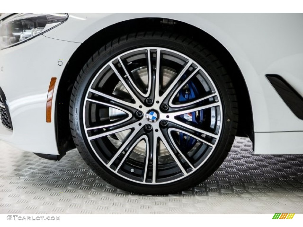 2017 5 Series 540i Sedan - Alpine White / Black photo #9