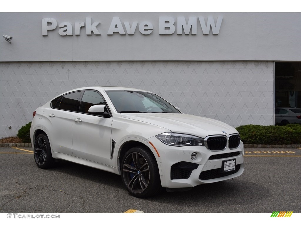 2016 X6 M  - Alpine White / Aragon Brown photo #1