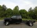 Brilliant Black Crystal Pearl - 3500 Tradesman Crew Cab 4x4 Chassis Photo No. 1