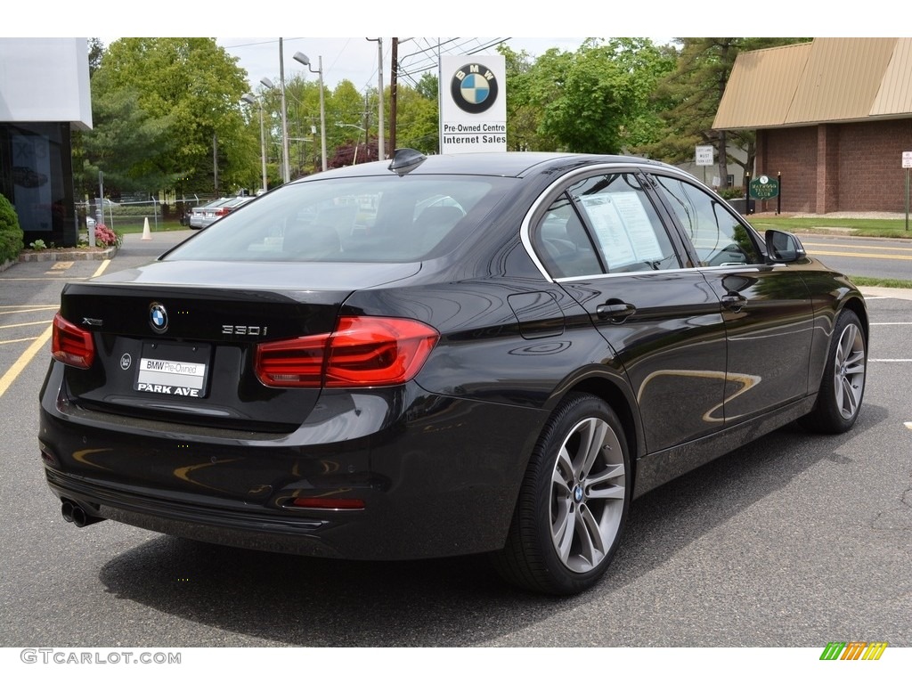 2017 3 Series 330i xDrive Sedan - Jet Black / Black photo #3