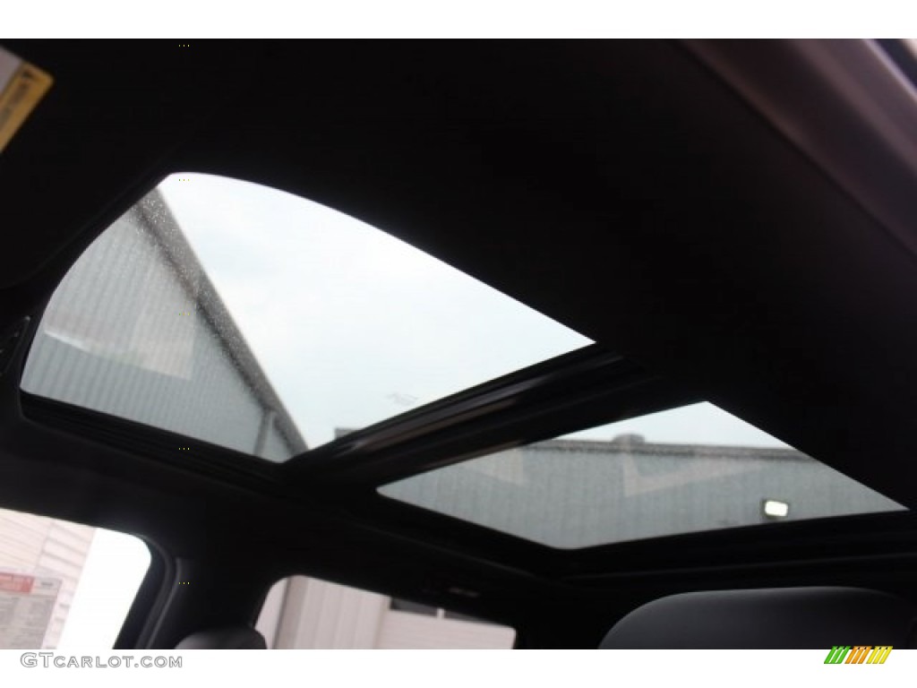 2017 Ford F150 SVT Raptor SuperCrew 4x4 Sunroof Photo #120417995