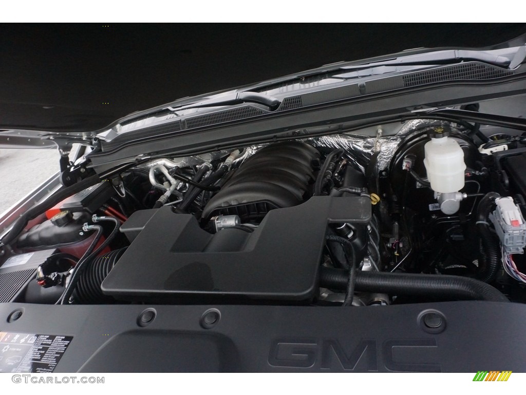 2017 GMC Yukon SLT Engine Photos
