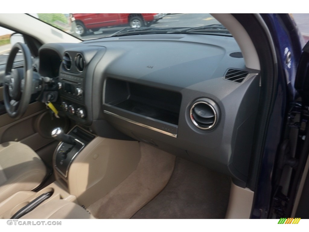 2013 Compass Sport - True Blue Pearl / Dark Slate Gray/Light Pebble photo #20