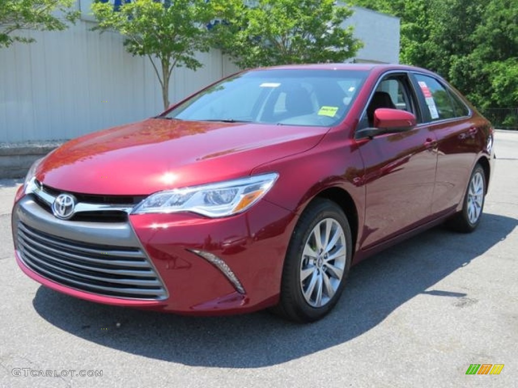 2017 Camry XLE V6 - Ruby Flare Pearl / Black photo #3