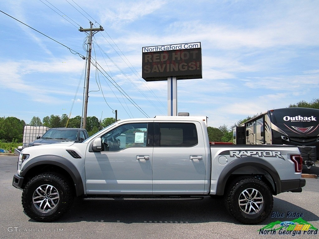 2017 F150 SVT Raptor SuperCrew 4x4 - Avalanche / Raptor Black/Orange Accent photo #2