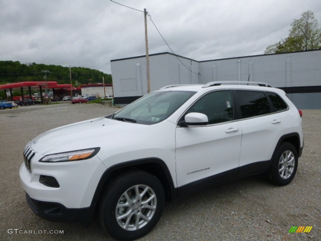 2017 Cherokee Latitude 4x4 - Bright White / Black photo #1