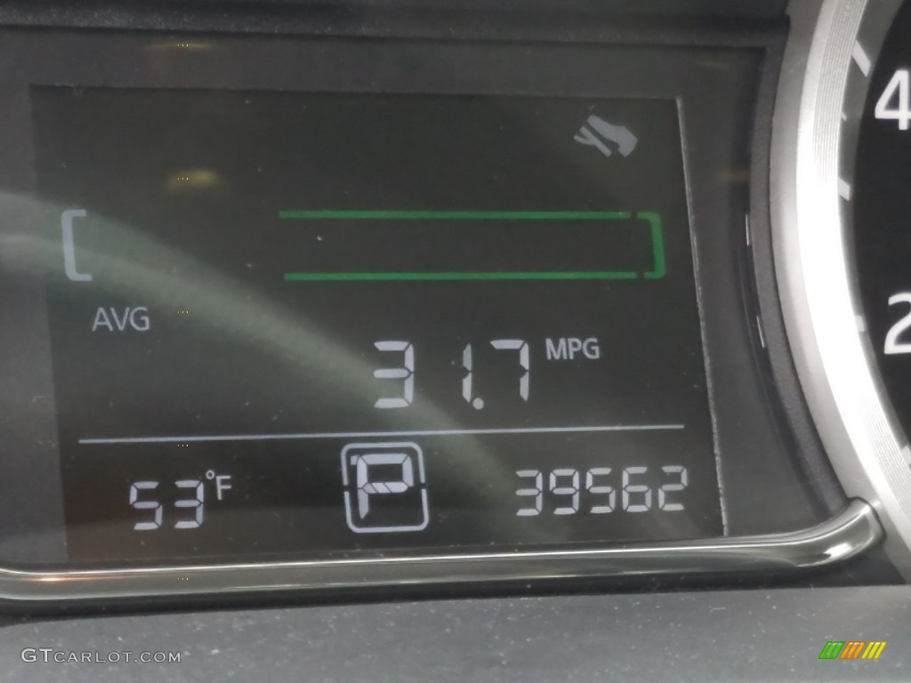 2014 Sentra S - Amethyst Gray / Charcoal photo #18
