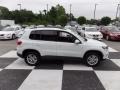 Pure White - Tiguan S Photo No. 3