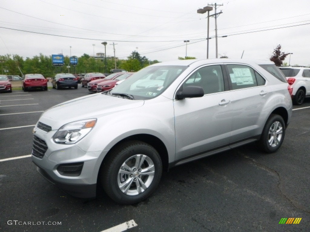 Silver Ice Metallic Chevrolet Equinox