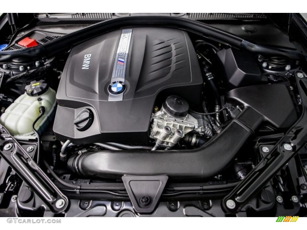 2017 BMW M2 Coupe Engine Photos