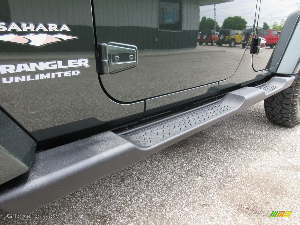 2010 Wrangler Unlimited Sahara 4x4 - Natural Green Pearl / Dark Slate Gray/Medium Slate Gray photo #12