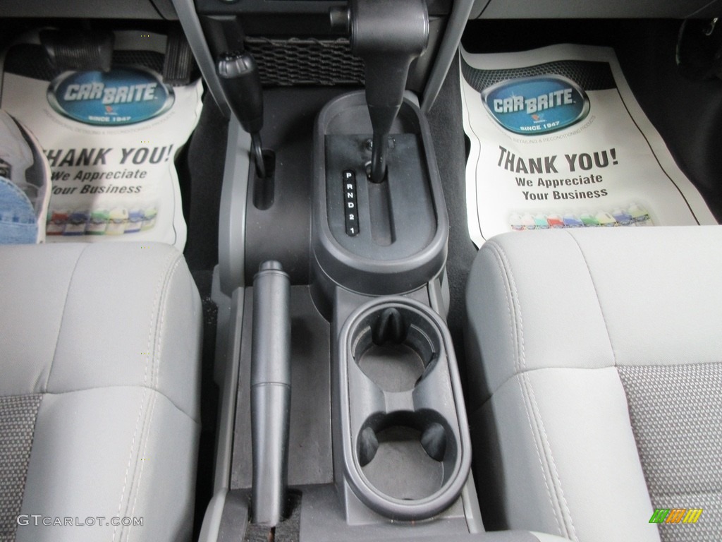 2010 Wrangler Unlimited Sahara 4x4 - Natural Green Pearl / Dark Slate Gray/Medium Slate Gray photo #38