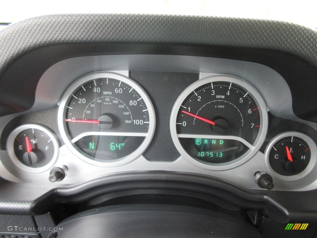 2010 Jeep Wrangler Unlimited Sahara 4x4 Gauges Photos