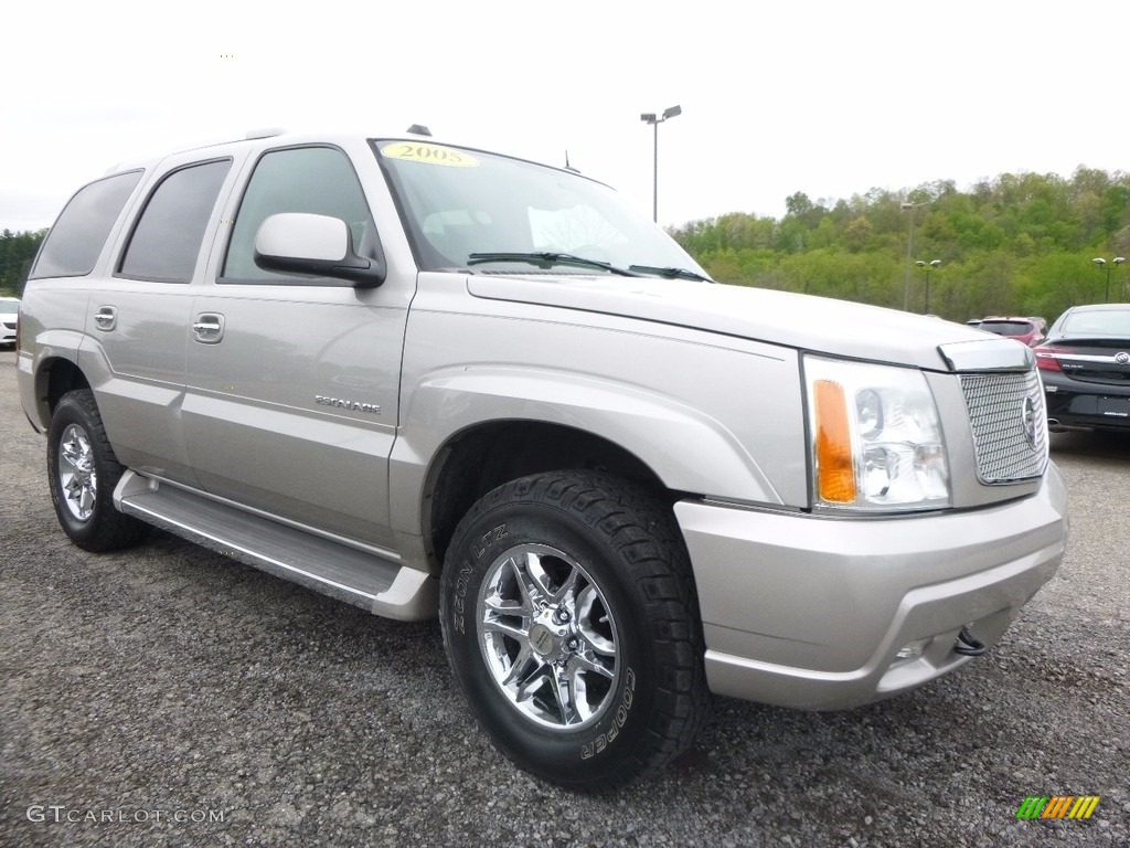 2005 Escalade AWD - Quicksilver / Pewter photo #4