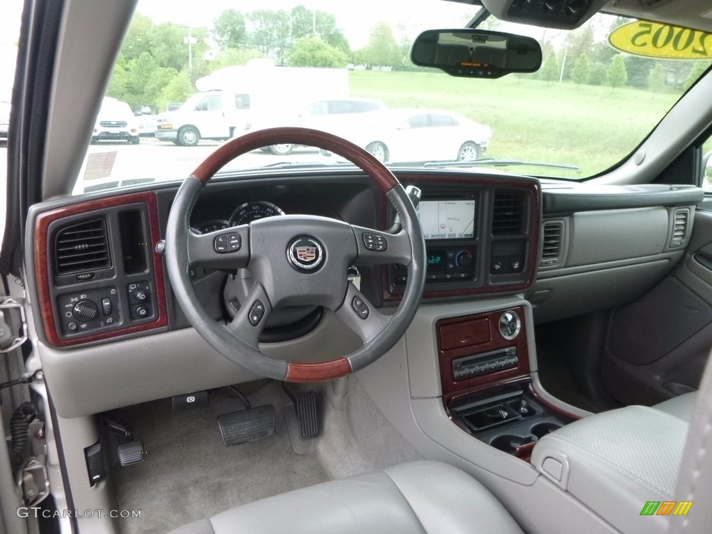 2005 Escalade AWD - Quicksilver / Pewter photo #19
