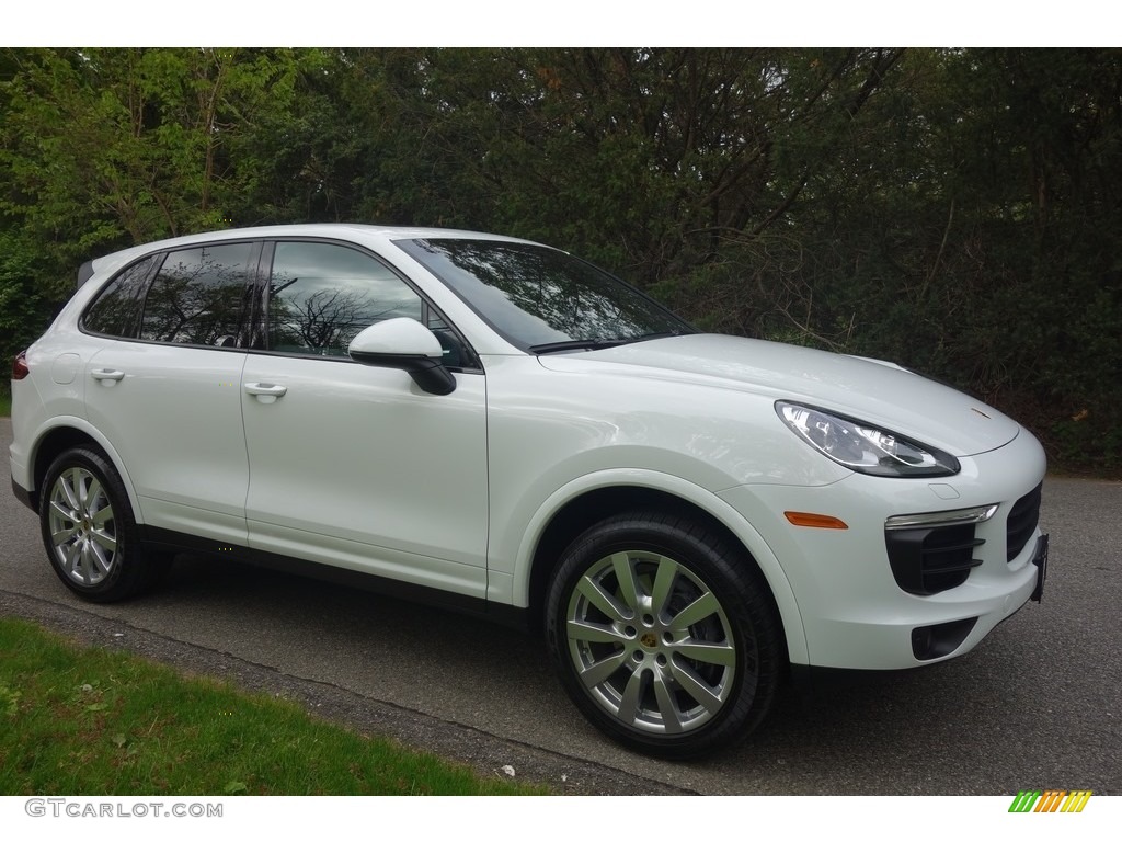 White 2017 Porsche Cayenne Platinum Edition Exterior Photo #120452376