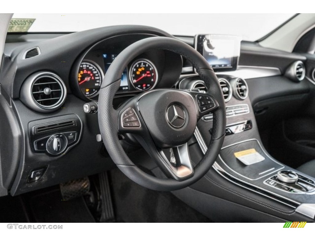 2017 Mercedes-Benz GLC 300 4Matic Black Dashboard Photo #120454532