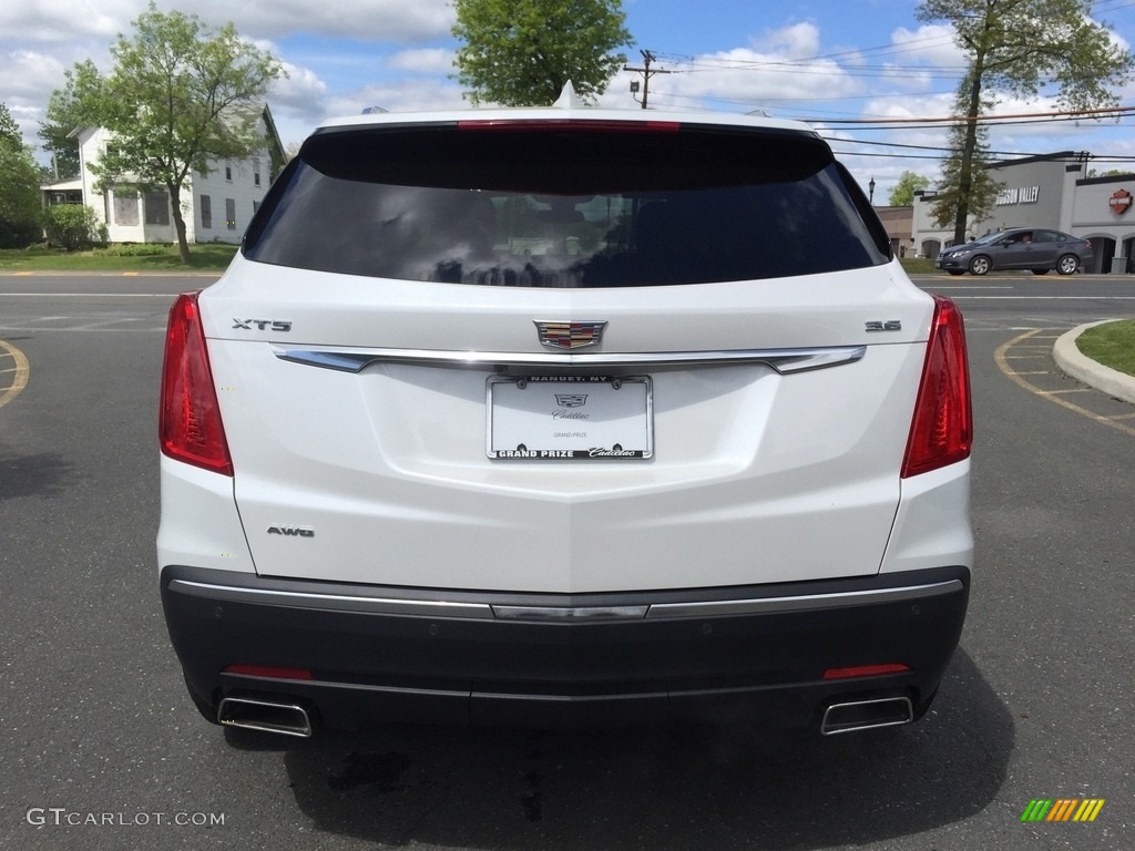 2017 XT5 Luxury AWD - Crystal White Tricoat / Jet Black photo #6