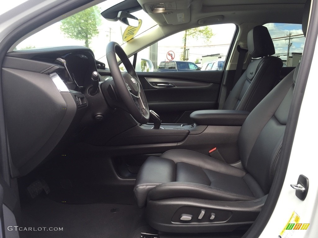 2017 XT5 Luxury AWD - Crystal White Tricoat / Jet Black photo #15