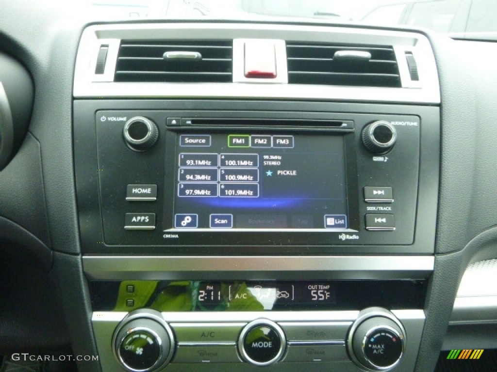 2017 Subaru Outback 2.5i Controls Photo #120458300