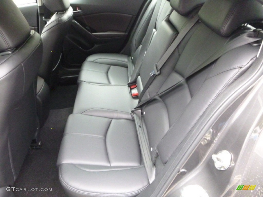 2017 Mazda MAZDA3 Touring 5 Door Rear Seat Photos