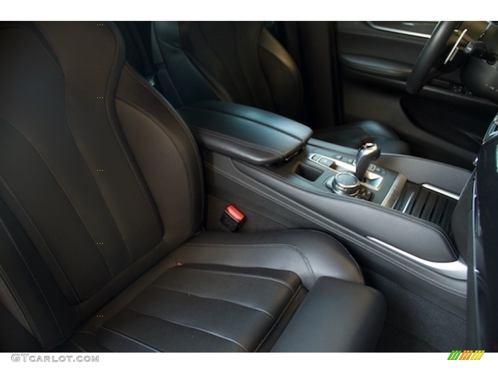 2016 X6 M  - Alpine White / Black photo #19